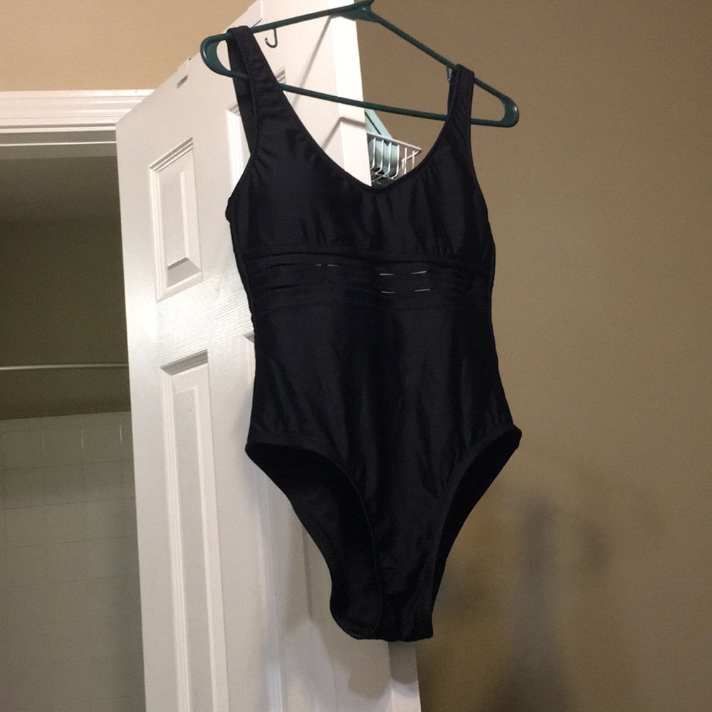 Bathing one suit